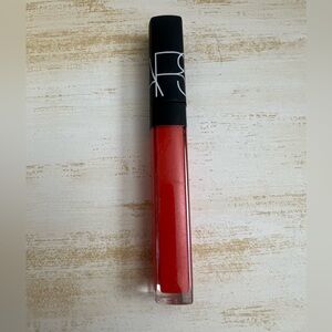 NARS liquid lipstick WONDER BRAND NEW WITHOUT THE BOX